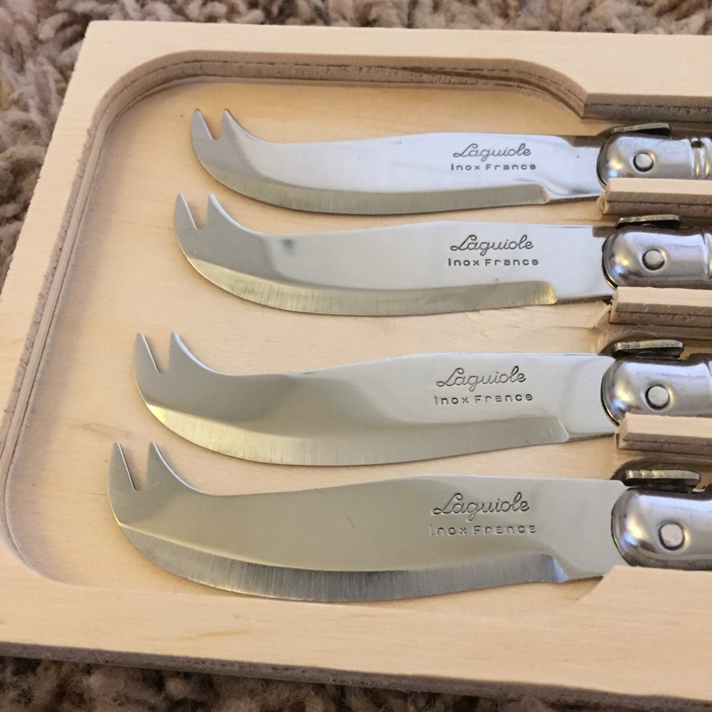 Laguiole 4pc cheese knife set